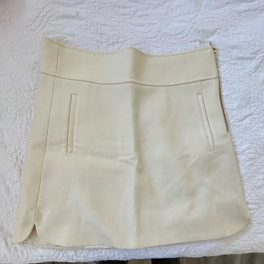 JCrew white skirt. Size 4. EUC. No flaws